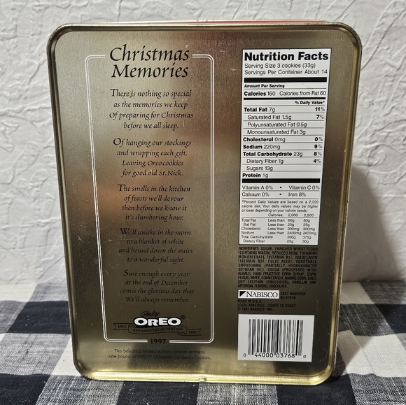 Vintage Christmas Tins From Life Savers And Oreo - Picture 9 of 10